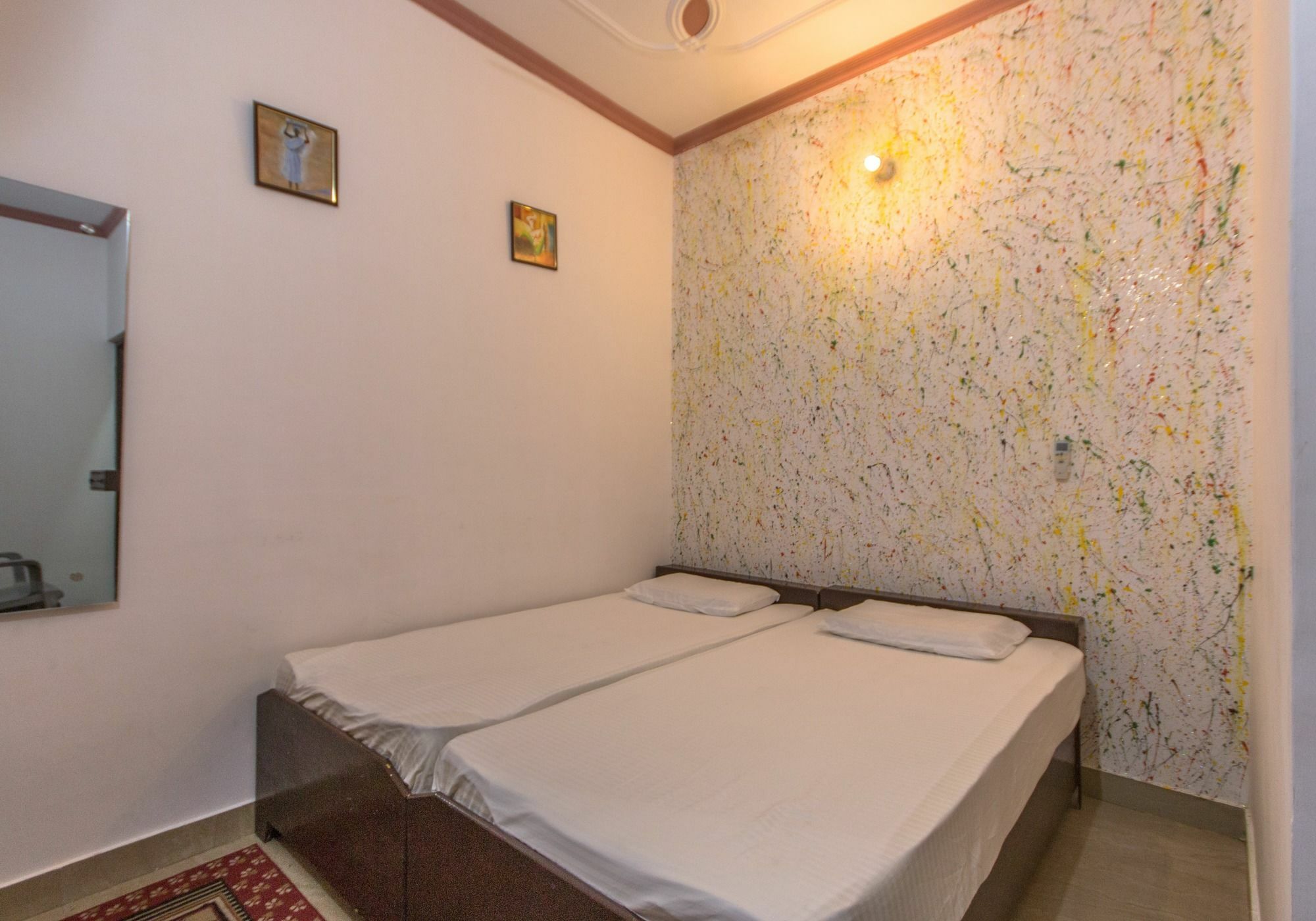 Backpacker Panda Friends - Agra Hostel