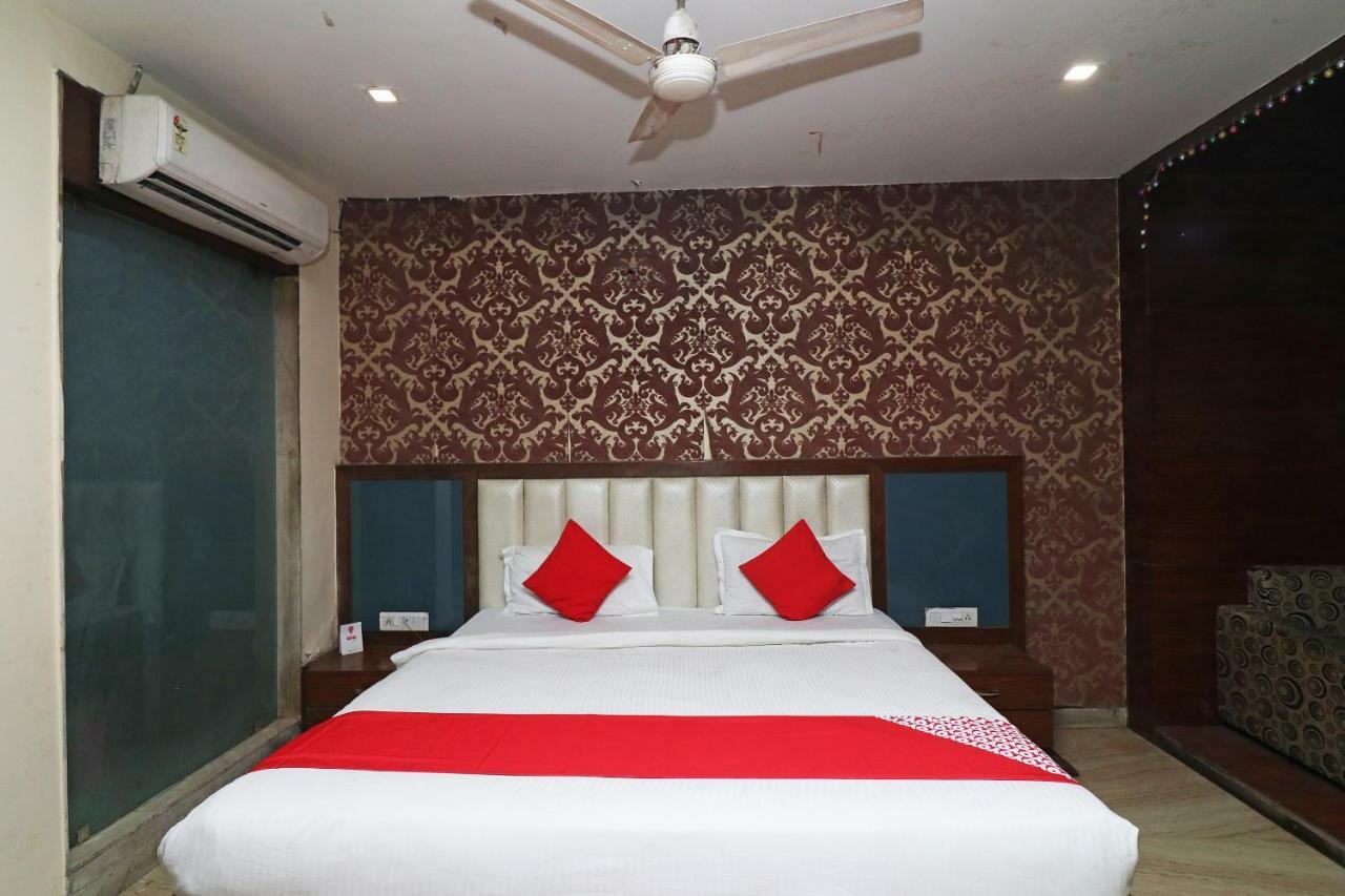 Oyo 23595 Tajway Agra (Uttar Pradesh)