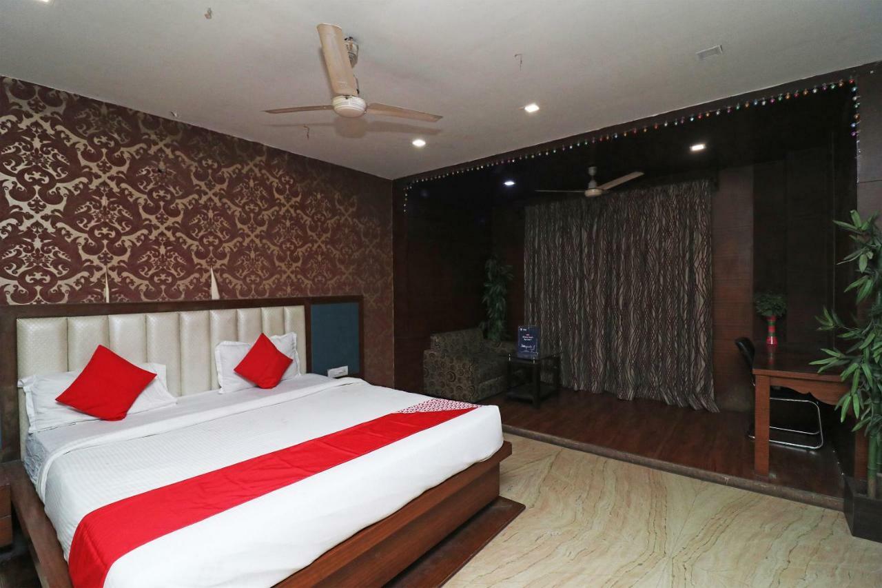 Oyo 23595 Tajway Agra (Uttar Pradesh)