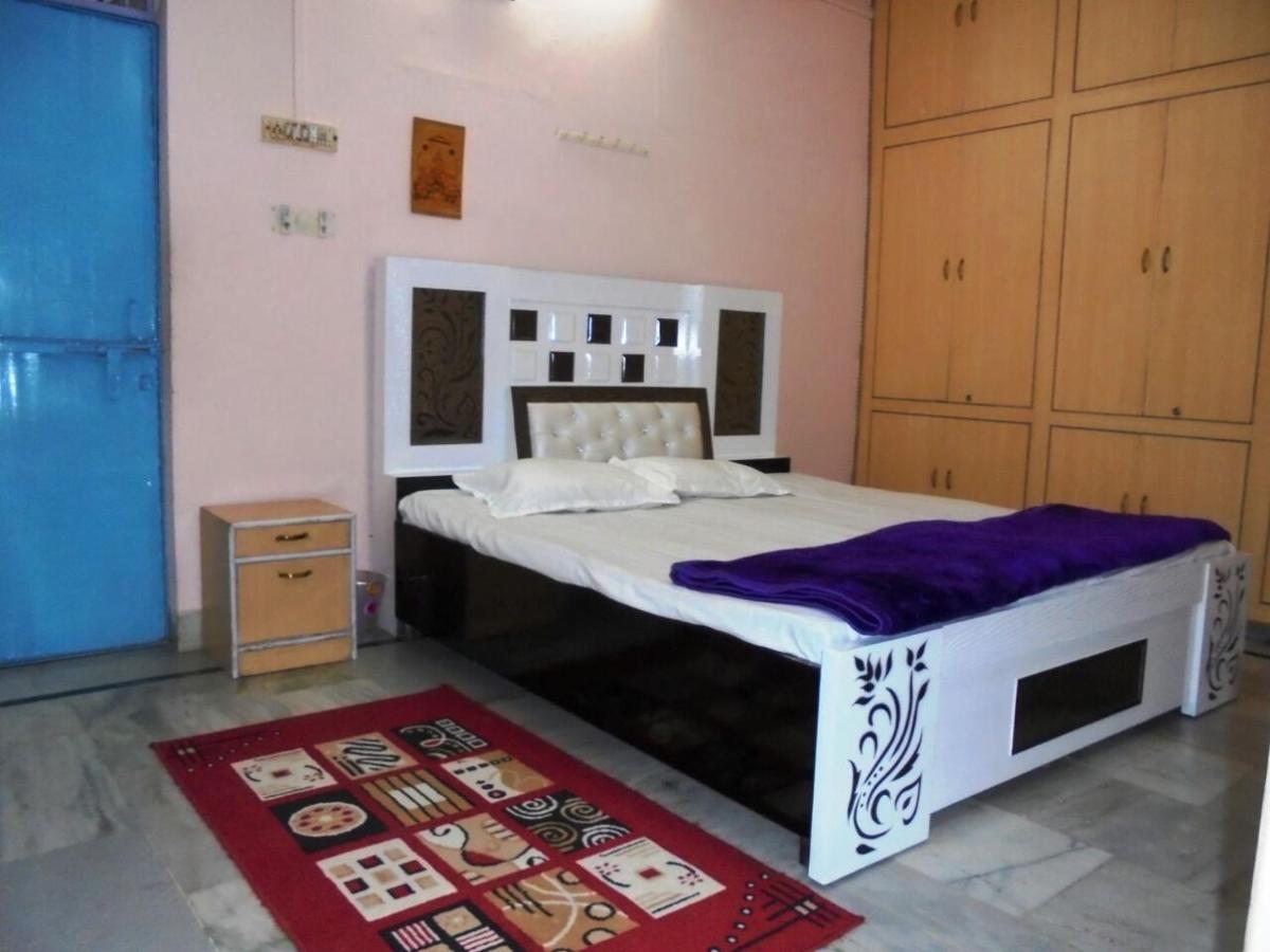 Homestay Sunita *
