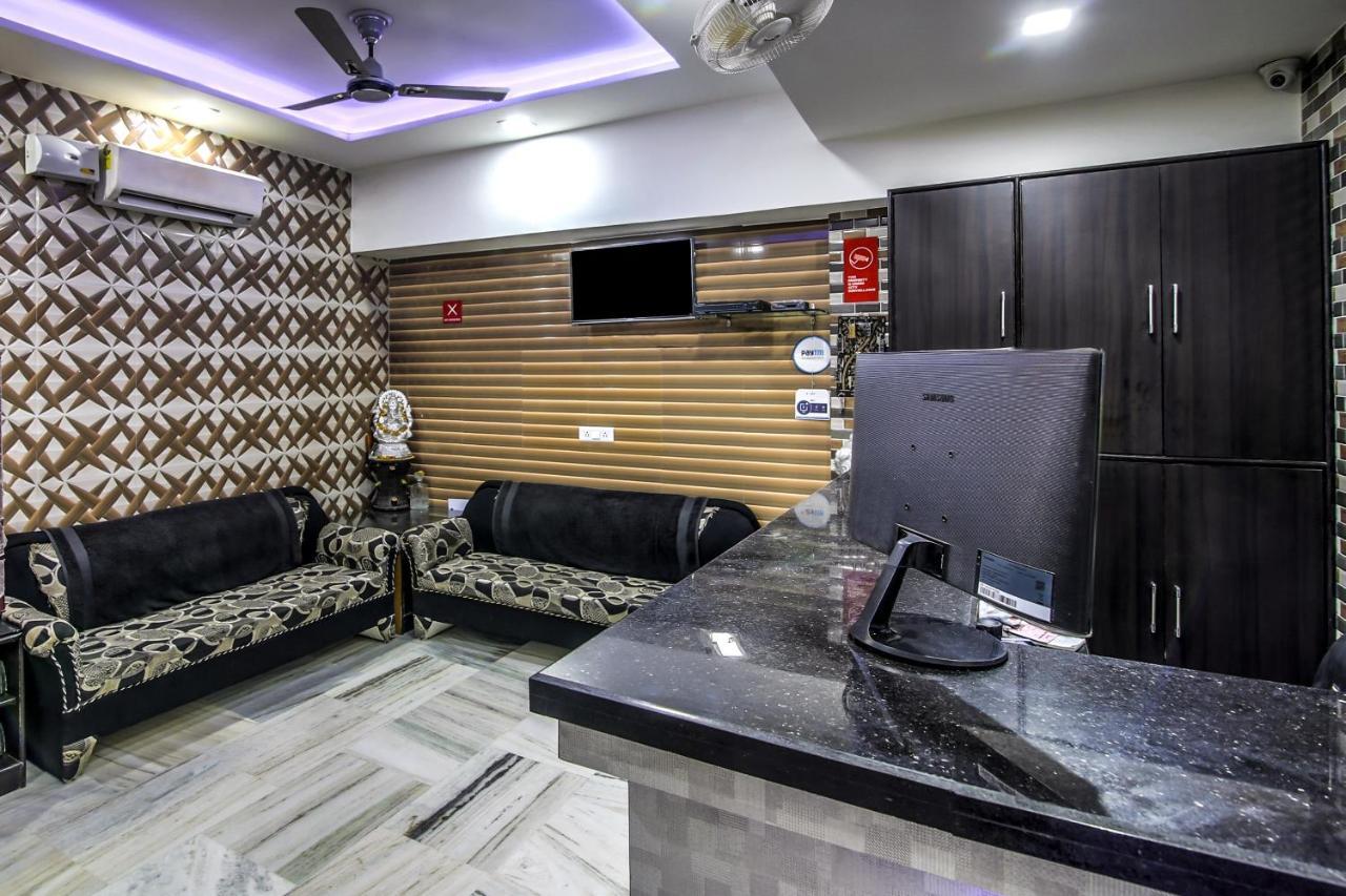 Hotel Oyo 8888 Riga Hs Deluxe 3*