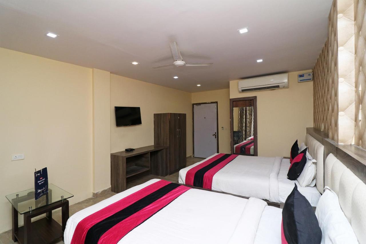 Oyo 23595 Tajway Agra (Uttar Pradesh)