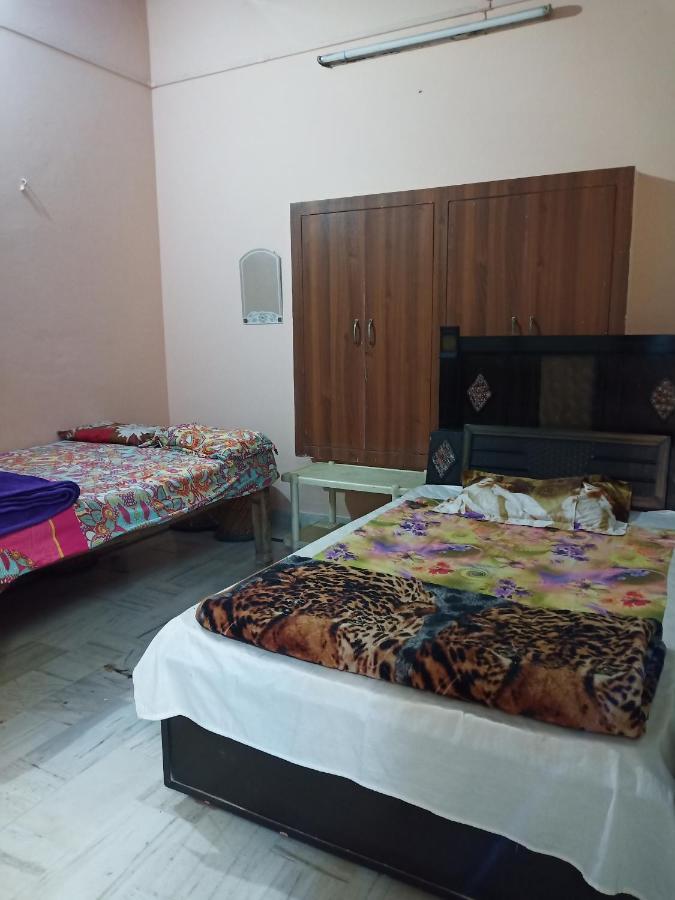Sunita Homestay *