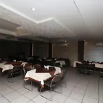 Oyo 22826 Hotel Sheltear & Resturant