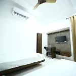 Hotel Byke Ride - Walkable From Agra Cantt Railway Station