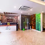 Fabhotel World Link