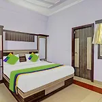 Capital O 46229 Hotel The Golden Bird