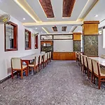 Hotel White House