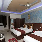 Hotel Dolphin