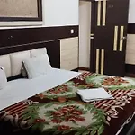 Hotel Queen Palace