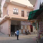 Hotel M J