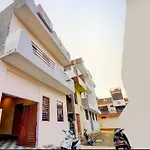 Divine By Awesome Homestay