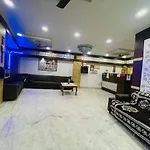 Bright Rooms Family Hotel