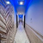 Hotel S S Palace