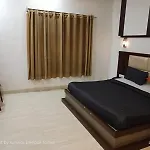 Hotel Urban Star