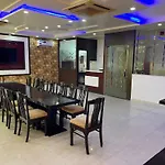 Hotel Sahibs Red Carpet - Family & Corporate Hotel