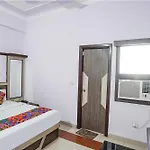 Hotel G B Palace