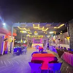 Hotel Crimson Palace