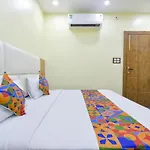 Hotel Urban Star