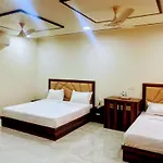 Hotel Town Grand