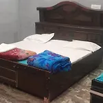 Hotel Krishna Palece