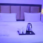 Acqua Manor Home Stay