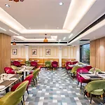 Regenta Place Raaj Agra, Tajganj