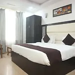 Hotel Grand Father