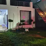 Acqua Manor Homestay