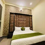 Hotel Wonderstar Affordable Stay Near Tajmahal - Inhouse Parking With Free 5G Internet
