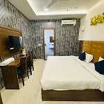 Hotel Mm Palace - Agra