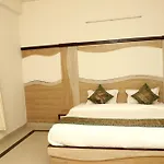 Hotel The Golden Mahal