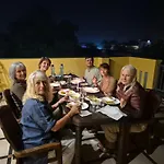 Arti\'S Homestay