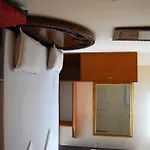 Sai Home Stay Bed & Breakfast- Near Tajmahal