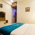 Hotel Poonam Plaza