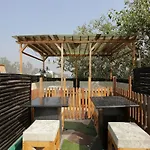 Oyo 12221 Hotel M House