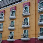 Parkside Hotel Agra