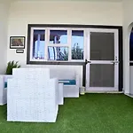 Tuk Tuk Homestay