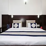 Oyo 9974 Hotel Taj Prince