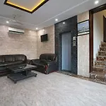 Oyo 8095 Hotel Areeba
