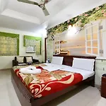 Hotel Neelkanth