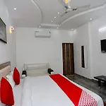 Hotel Rest Palace