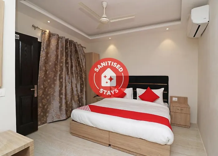 Oyo 72937 Hotel Tyagraj