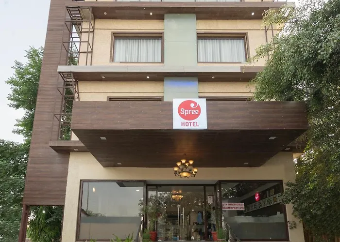 Spree Hotel Agra - Walking Distance To Tajmahal