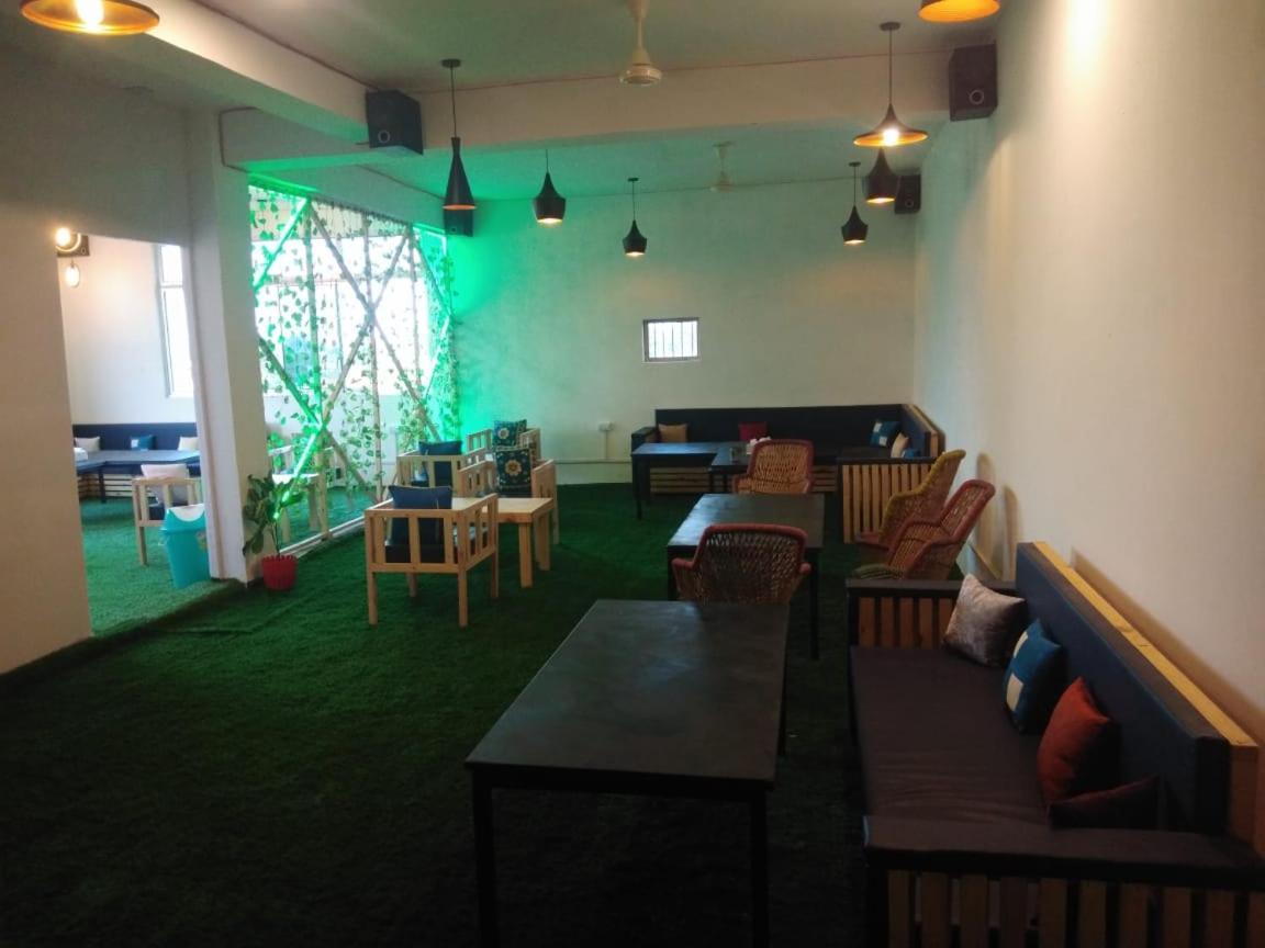 Homestay The Hangout Agra *