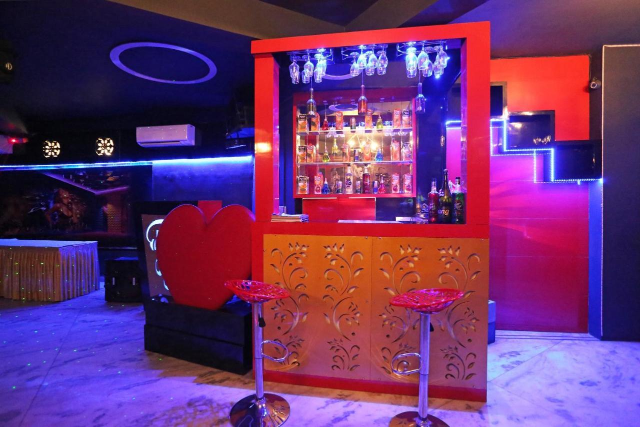 Hotel Oyo 3202 Gayatri Residency