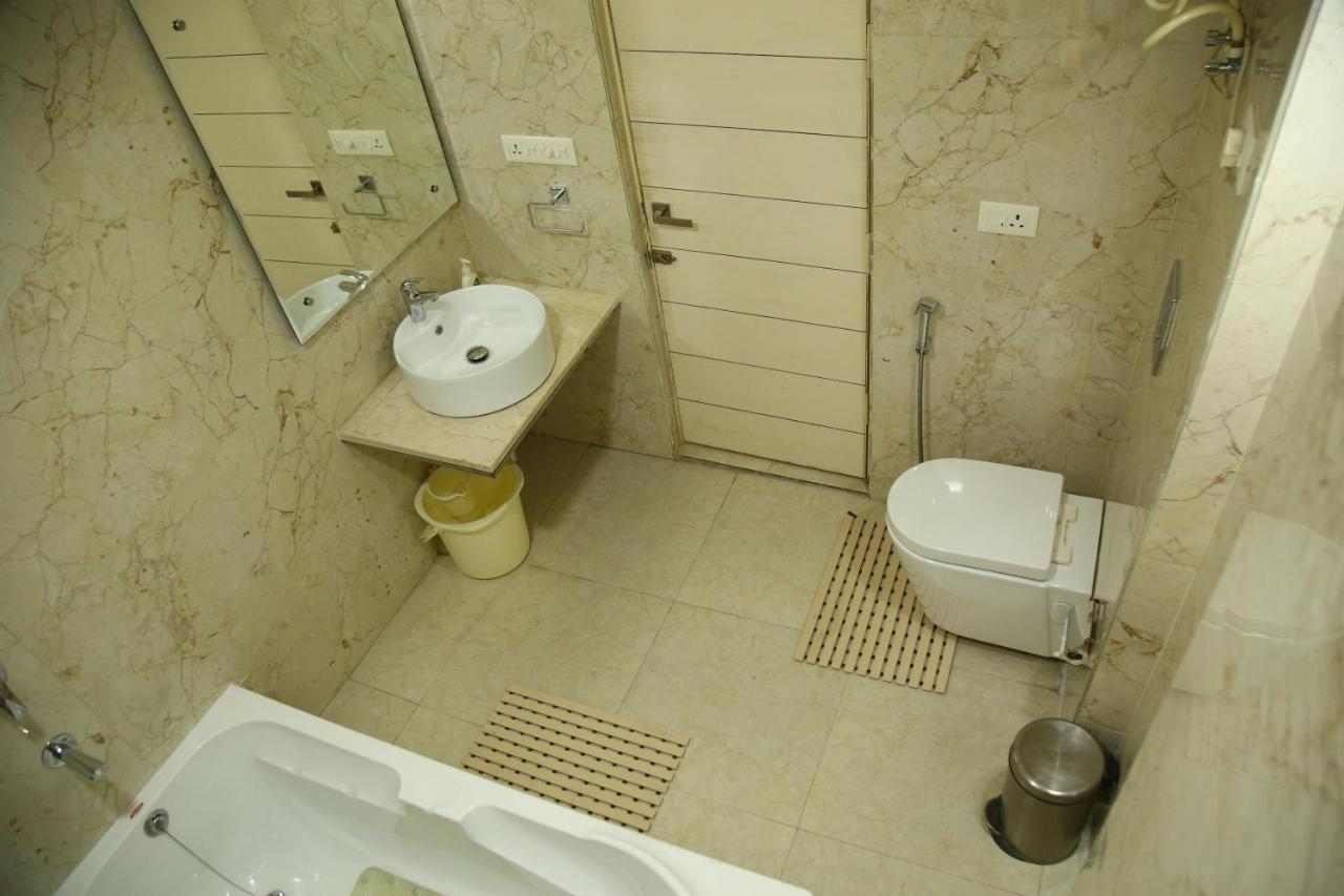 Villa 21 Agra Bed & Breakfast 2*