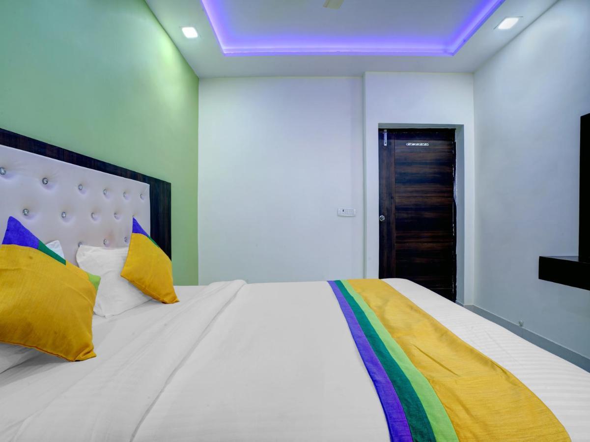 Hotel The Orient Tree, Agra 3*