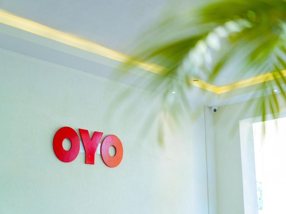 Oyo 72937 Tyagraj 3*