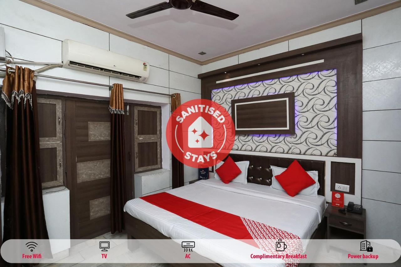 Hotel Oyo 29411 Vanshika 3*